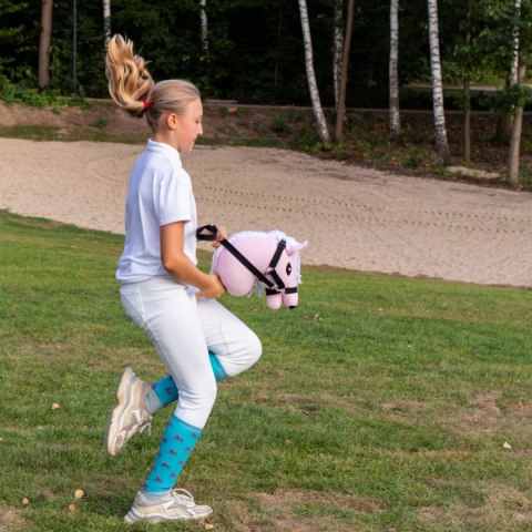 Hobby Horse Skippi A5 różowy – czarny kantar